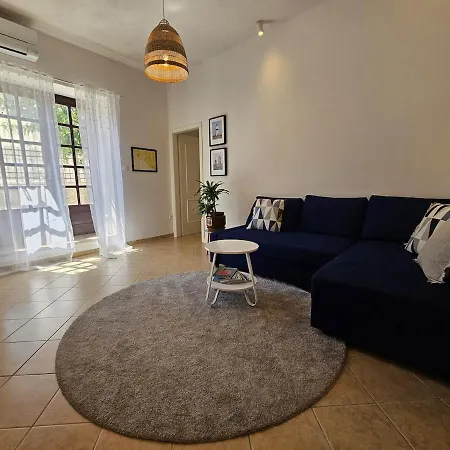 Kastel Luksic Apartment *